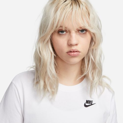 Nike Sportswear Club Essentials Women's Tee - Blanc