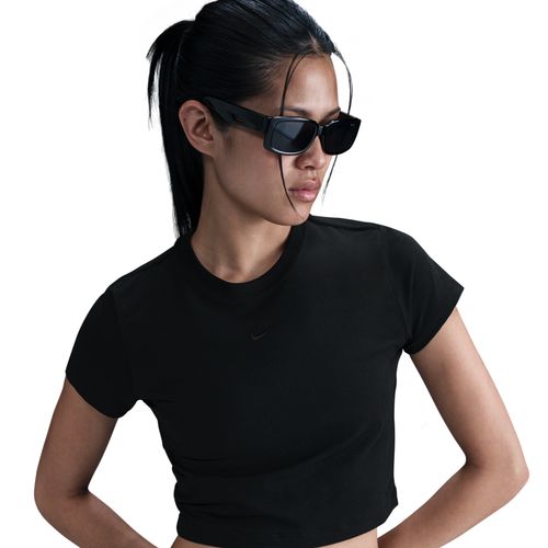 Nike Sportswear Chill Knit Women's Cropped Tee - Black