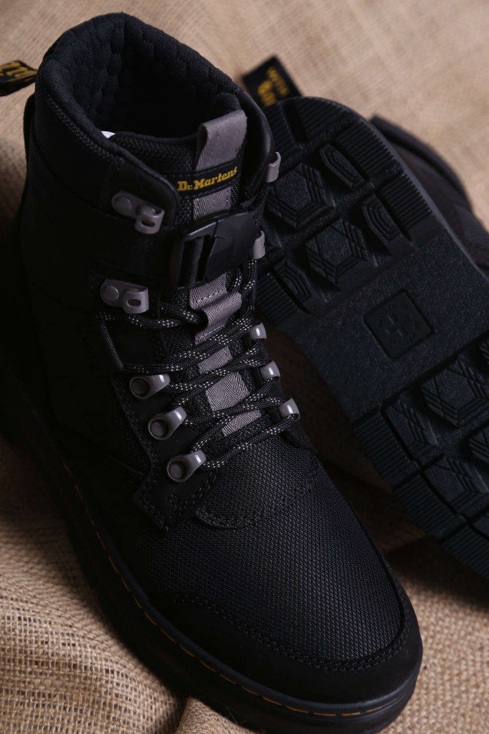 Dr.Martens Combs Tech II FL - Black