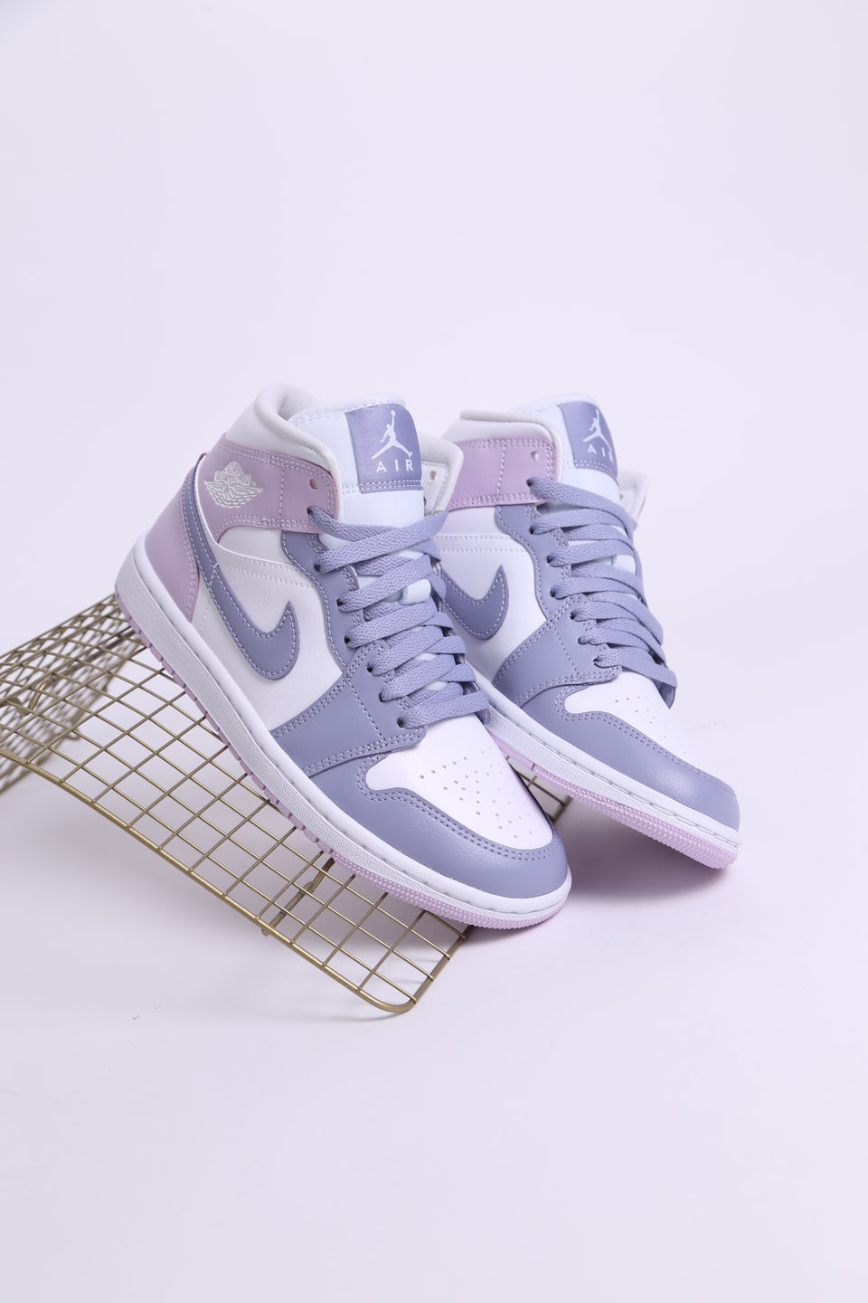 Air Jordan 1 Mid Wmns - Indigo Haze