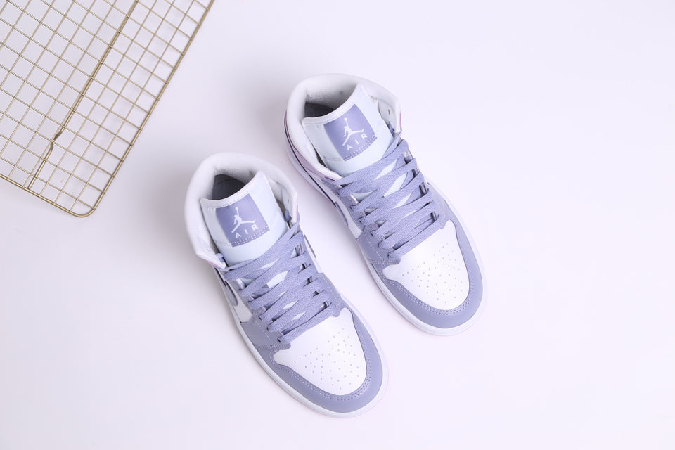 Air Jordan 1 Mid Wmns - Indigo Haze