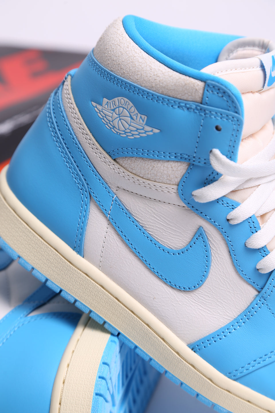 Air Jordan 1 Retro High OG - UNC Reimagined
