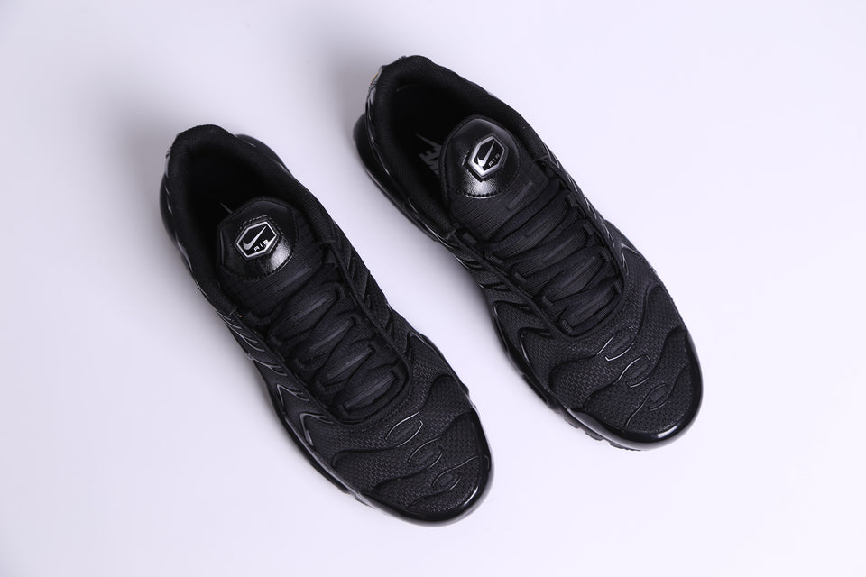 Nike Air Max Plus - Triple Black