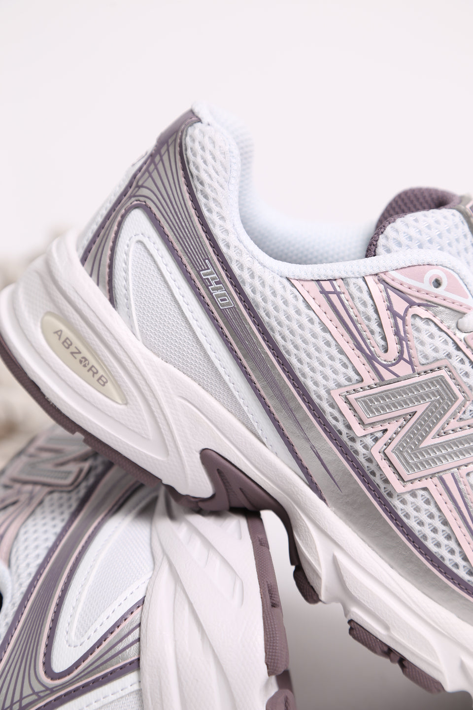 New Balance 740 PK2 - Silver Pink