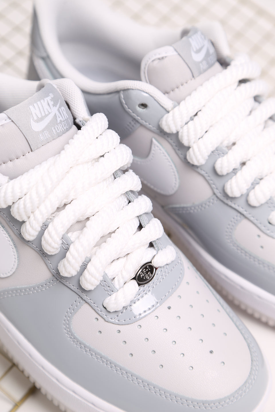 Nike Air Force 1 '07 LV8 - Wolf Grey