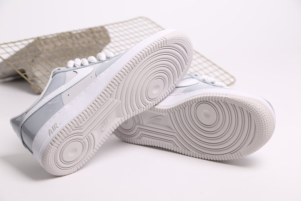 Nike Air Force 1 '07 LV8 - Wolf Grey
