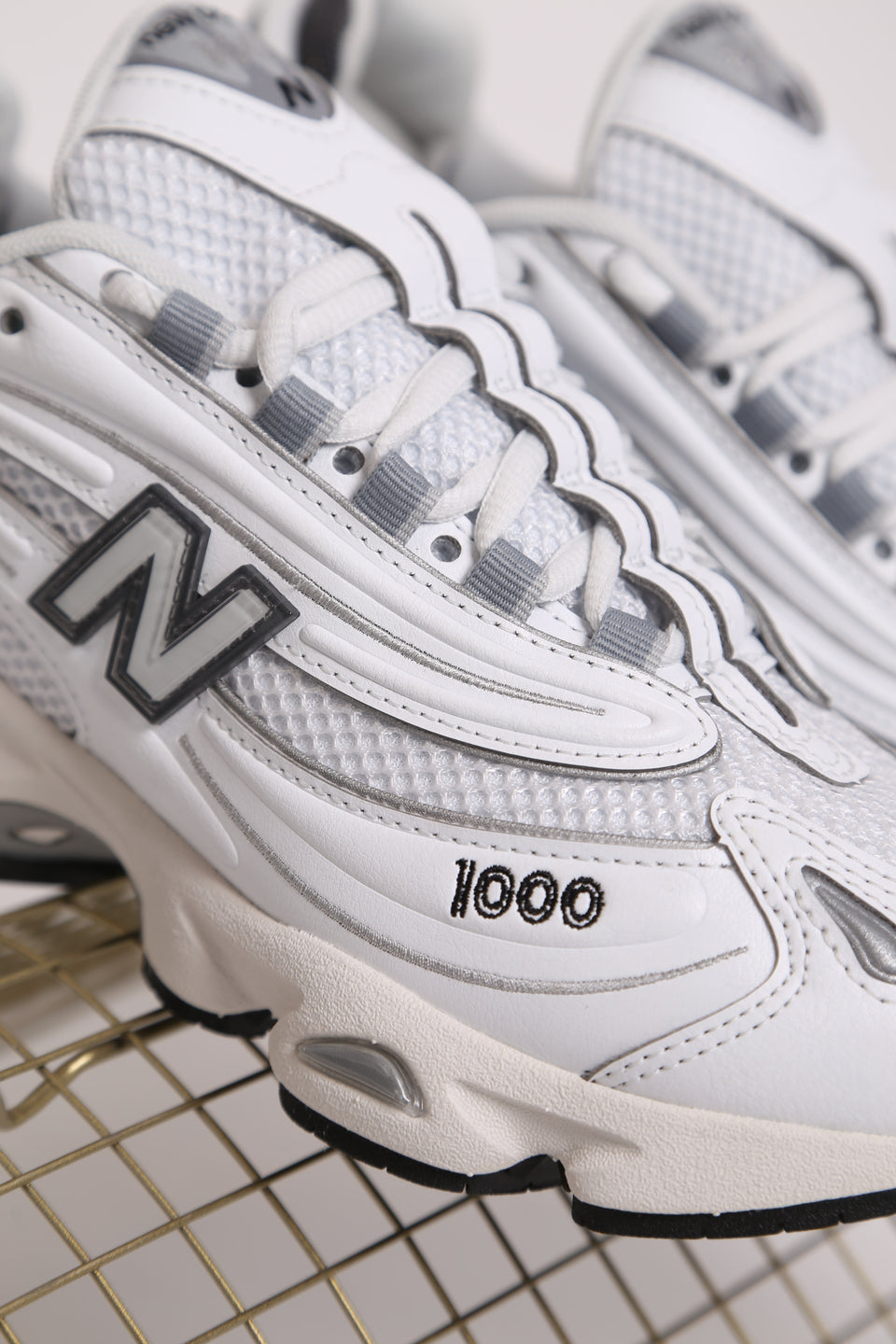 New Balance 1000 - White Silver
