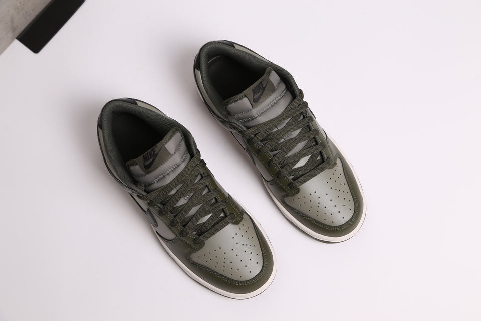 Nike Dunk Low Retro - Olive Cargo