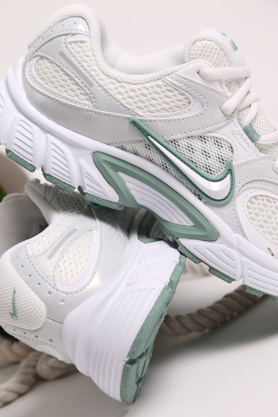 Nike V5 RNR F. - Summit White Vast Grey