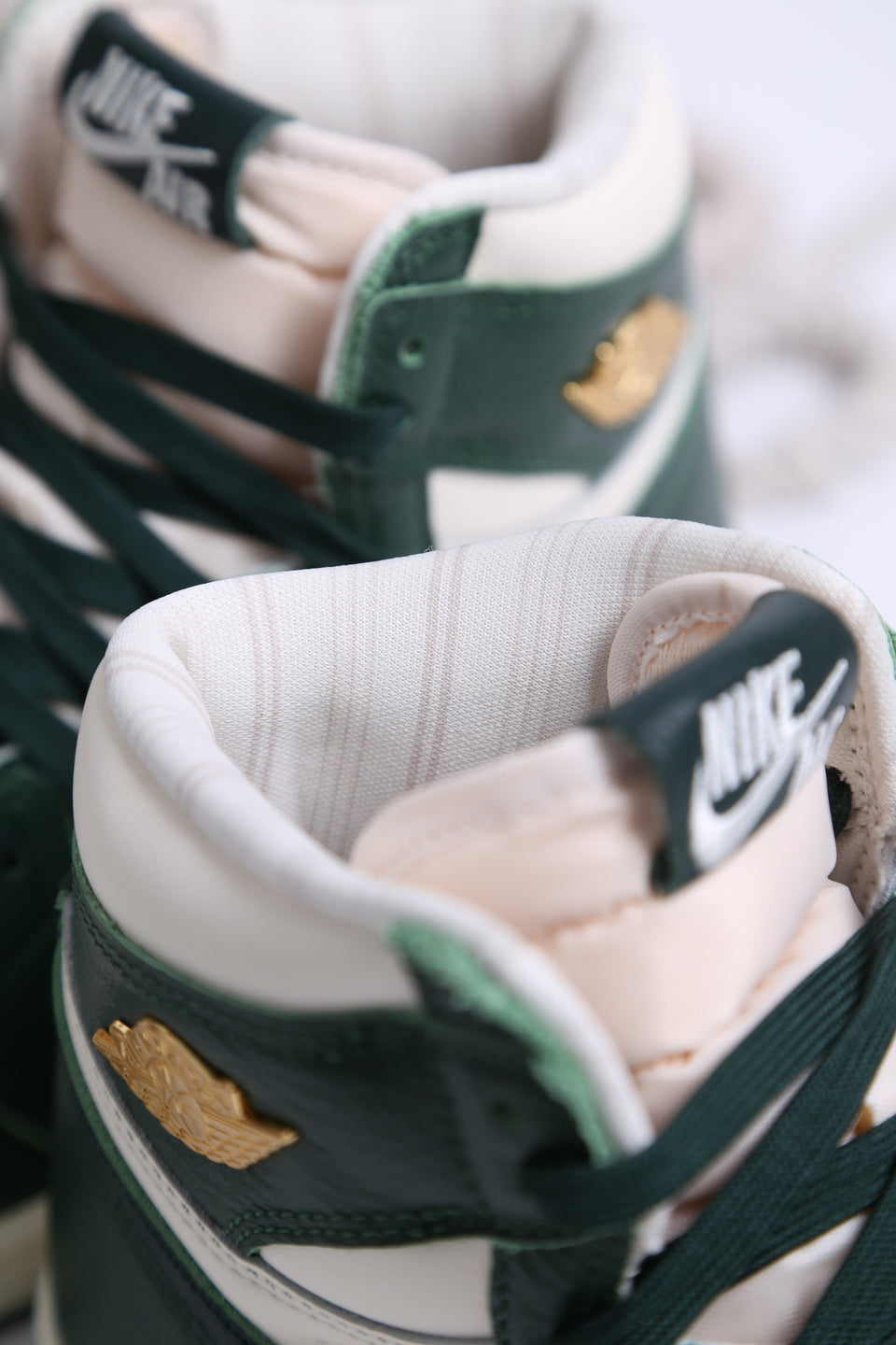 Air Jordan 1 Retro OG Wmns - Pro Green