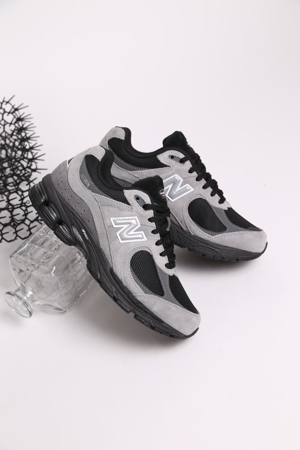 New Balance 2002R RM - Grey Black