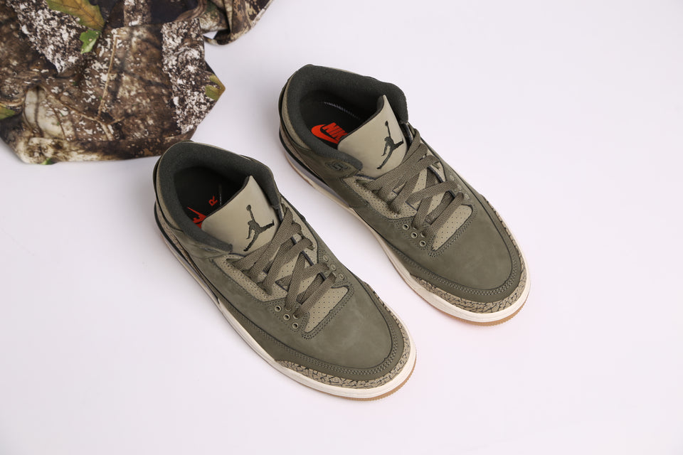 Air Jordan 3 Retro - Family Affair
