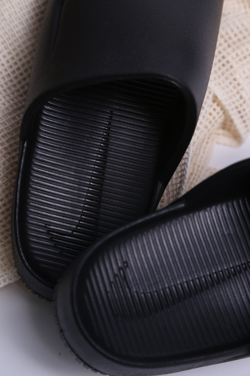 Nike Calm Slide - Black