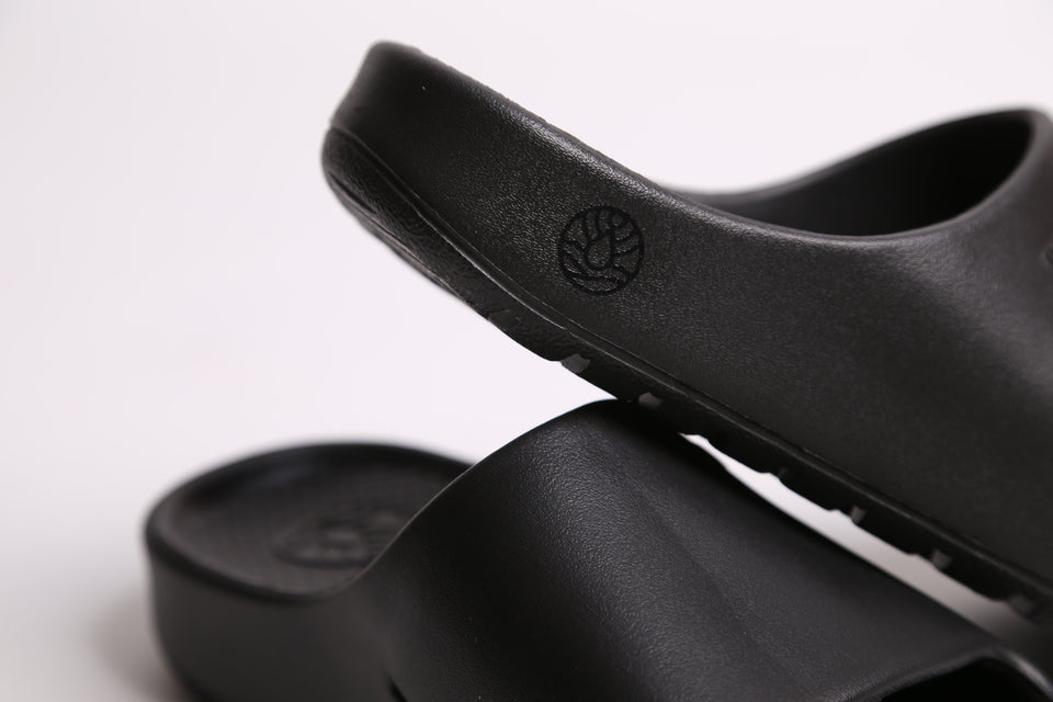 Freewaters Cloud9 Slide - Black