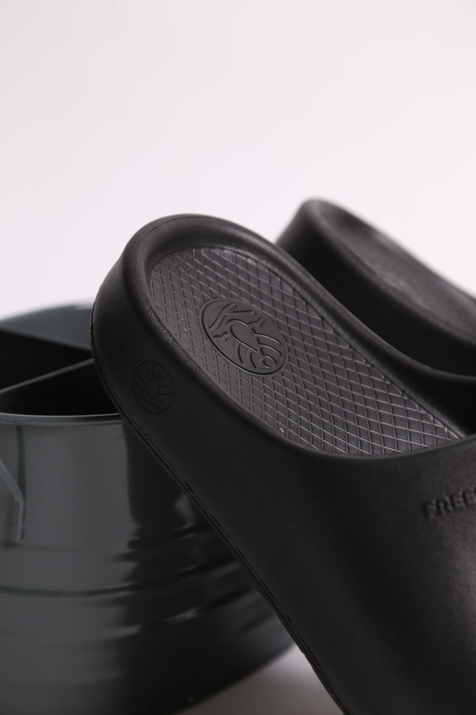 Freewaters Cloud9 Slide - Black
