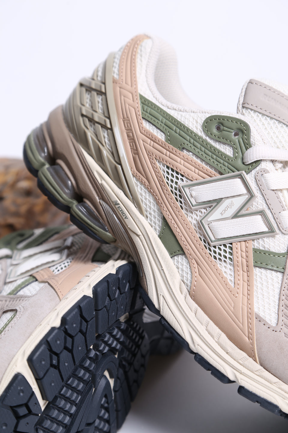 New Balance 1906 NE - Linen Dark Olive
