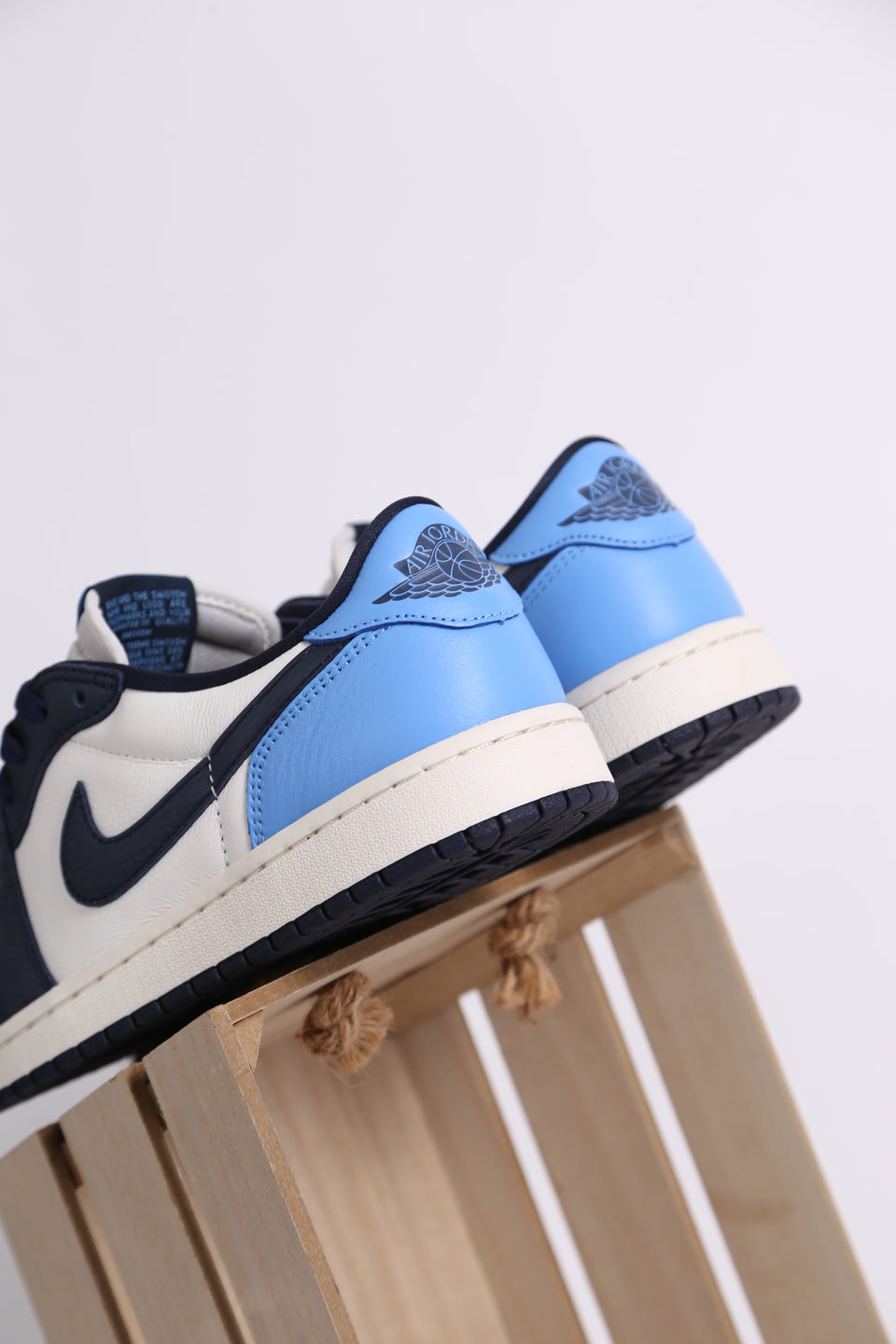 Air Jordan 1 OG Low - Obsidian