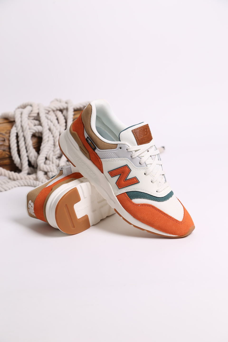 New Balance 997 - White Orange
