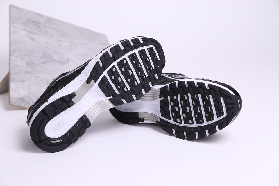 Nike P-6000 - Black White Metalic
