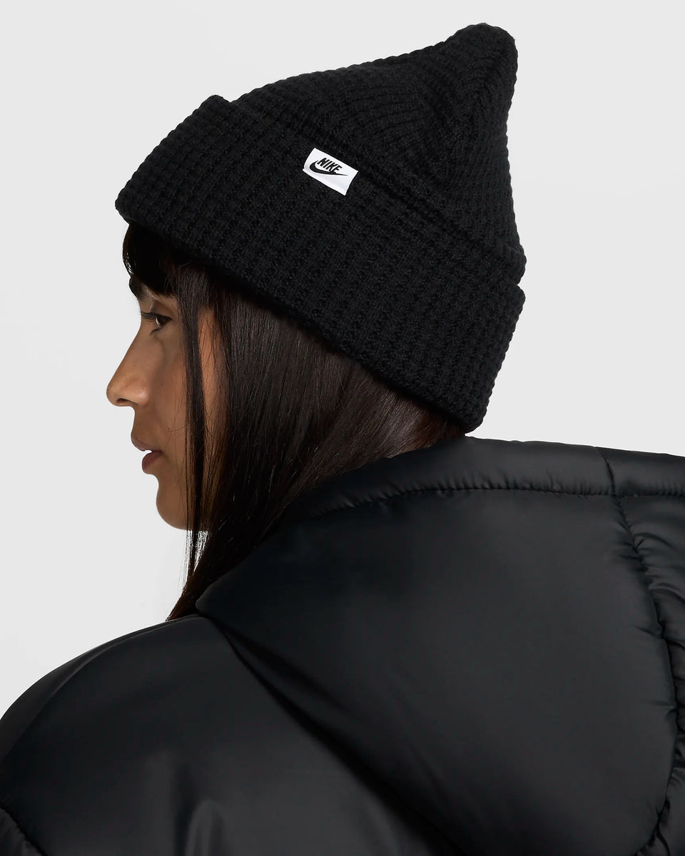 Nike Peak Waffle Knit Beanie - Black