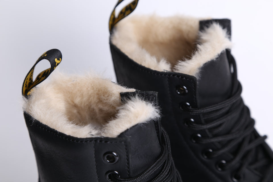 Dr. Martens 1460 Serena Burnished Wyoming FL - Black