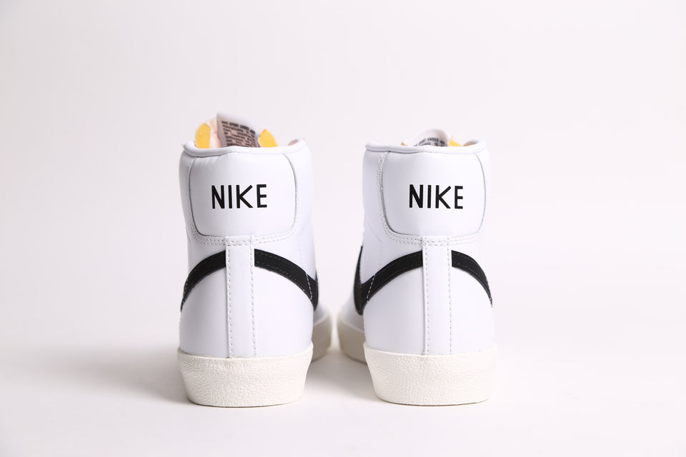 Nike Blazer Mid '77 Vintage Homme - White Black