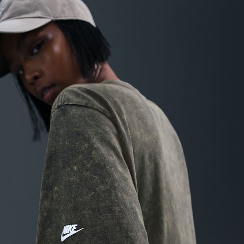 Nike Sportswear Classic Women's Loose Tee - Seaweed