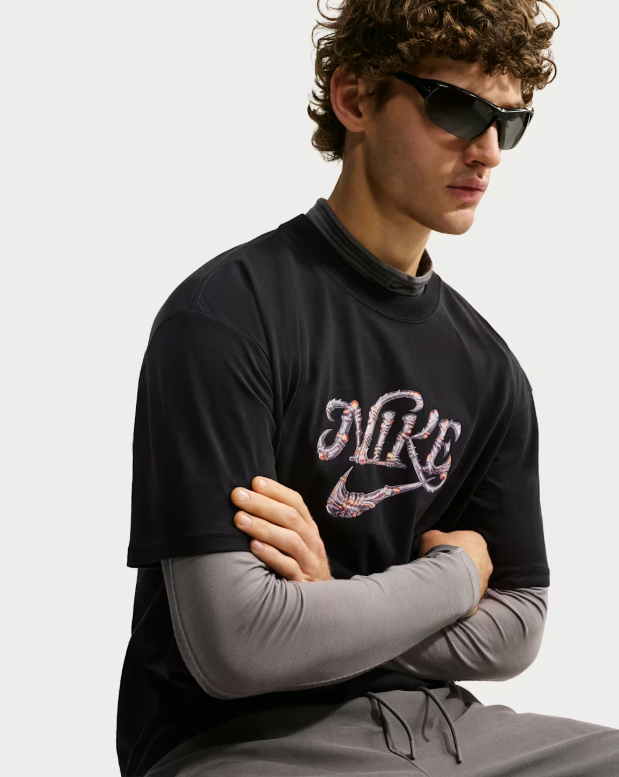 Nike Sportswear Tee - Noir