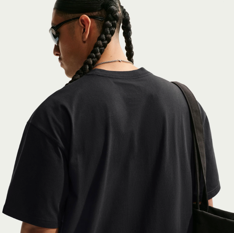 Nike Sportswear Premium Essentials Tee - Black