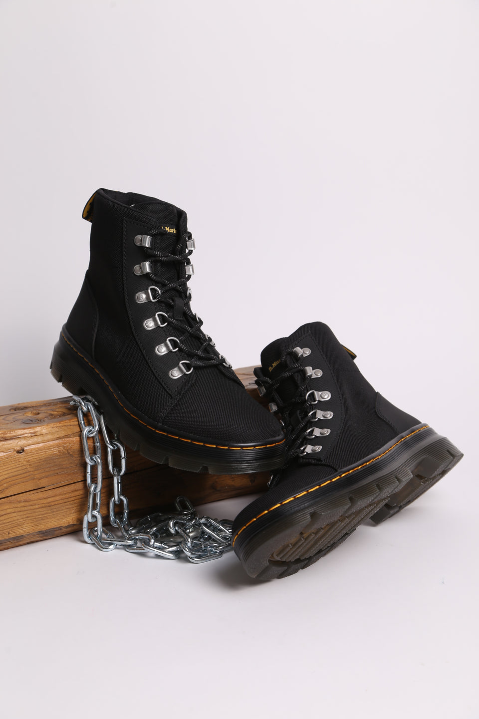 Dr.Martens Combs Woman Extra Tough 50/50 - Black