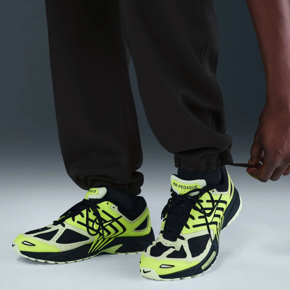 Nike Solo Swoosh Fleece Open-Hem Trousers Pants - Black
