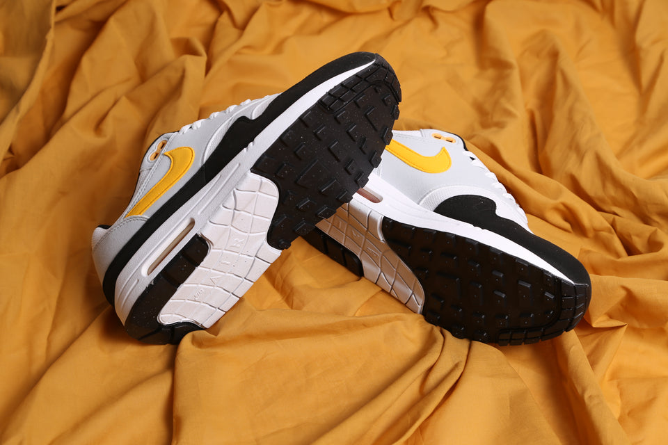 Nike Air Max 1 - White University Gold