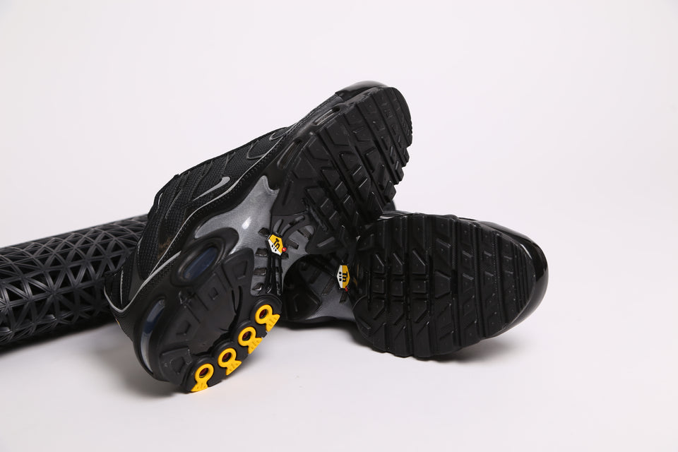 Nike Air Max Plus OG - Black Metalic