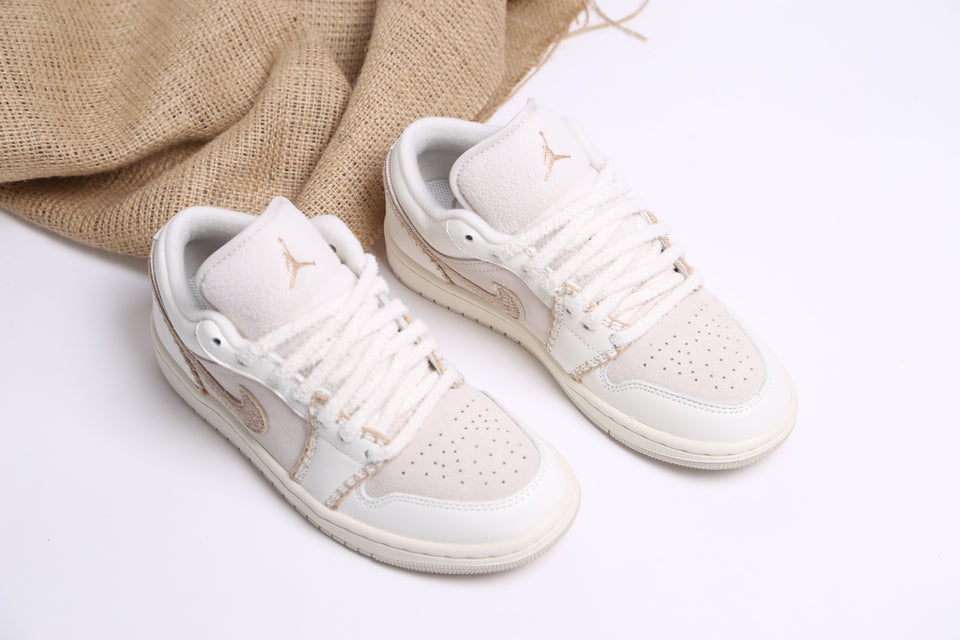 Air Jordan 1 Low SE Wmns - Hemp