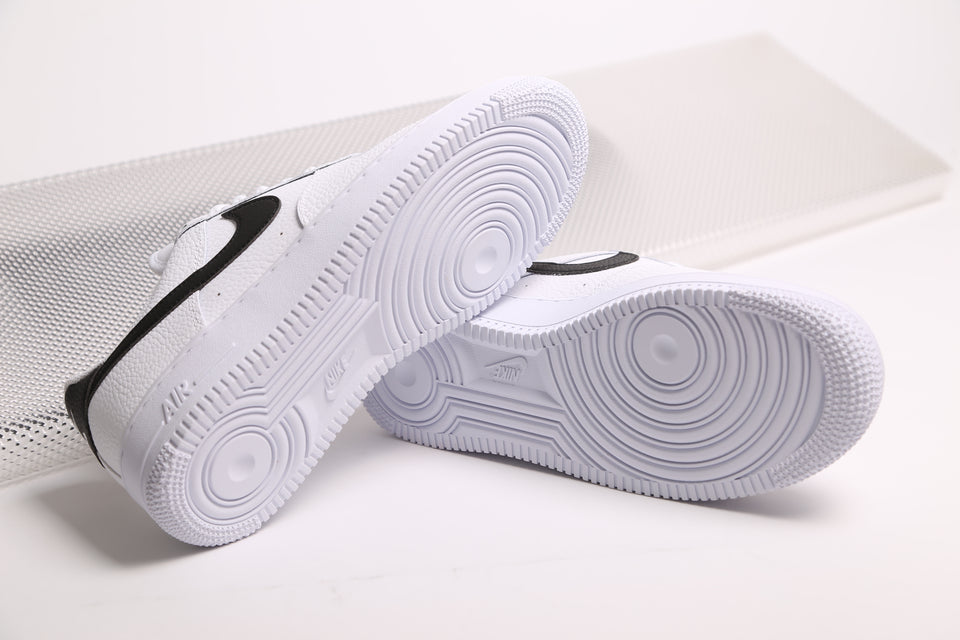 Nike Air Force 1 '07 - White Black