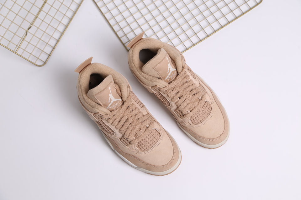 Air Jordan 4 Retro Wmns - Cozy Girl