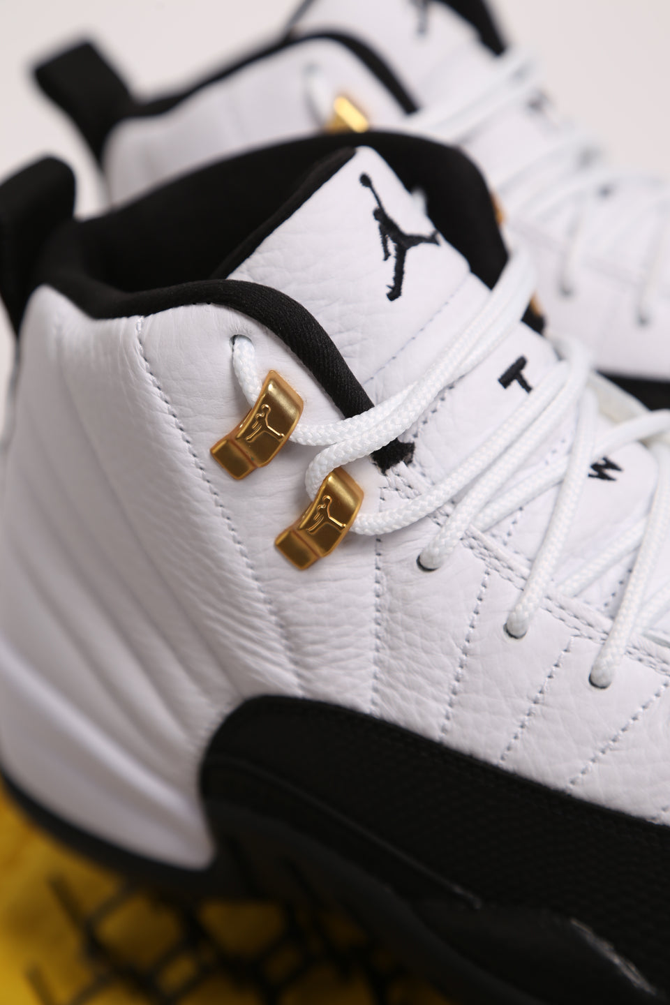 Air Jordan 12 Retro - Taxi