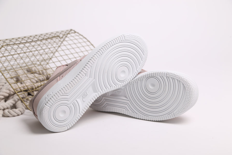 Nike Air Force 1 '07 Femme - Washed Coral