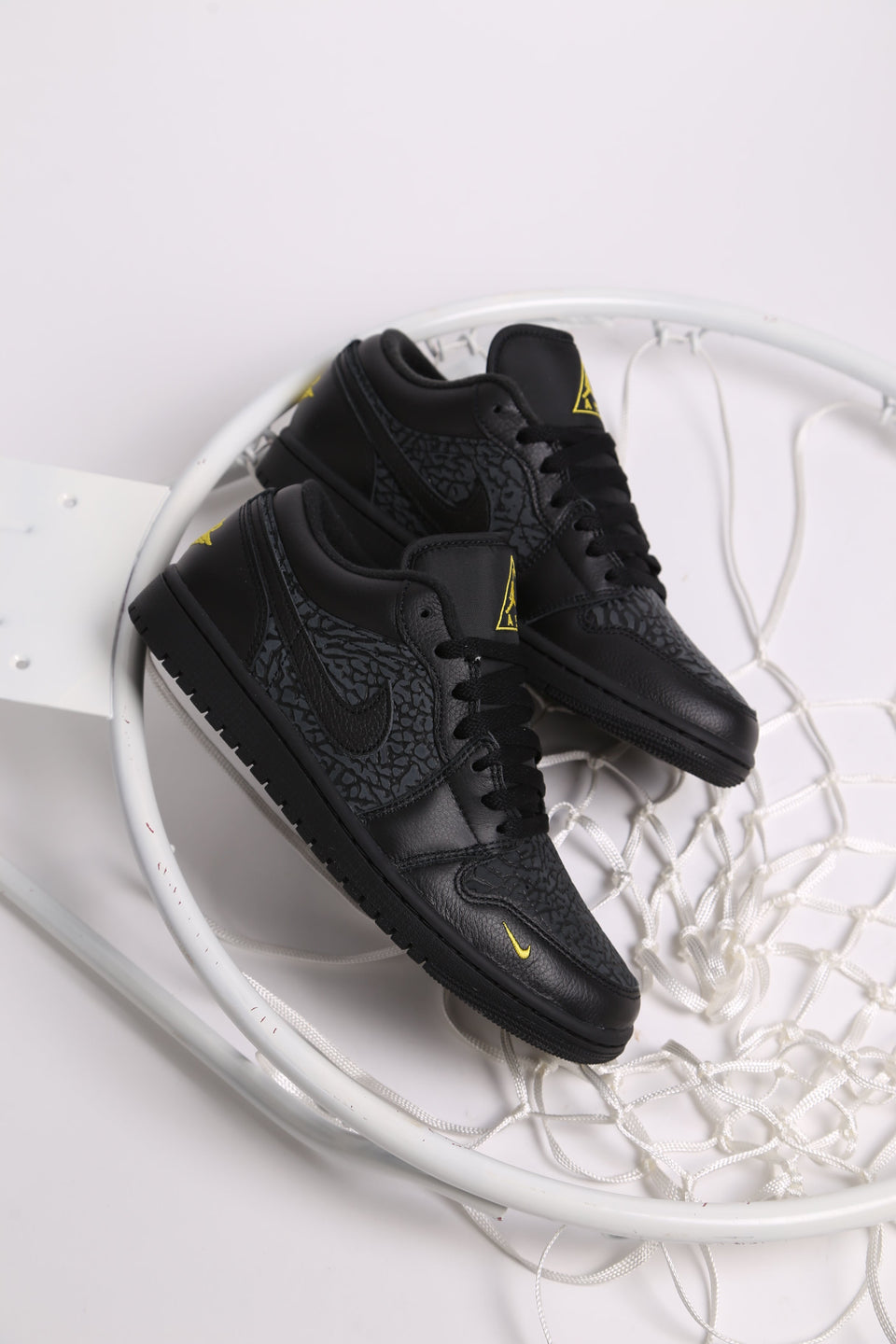 Air Jordan 1 Low SE - Black Elephant Print