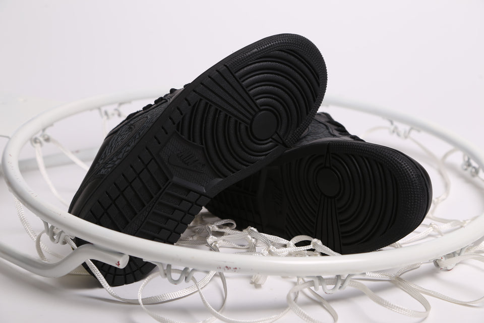 Air Jordan 1 Low SE - Black Elephant Print