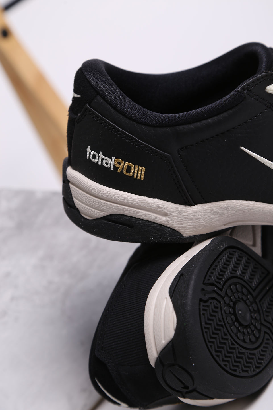 Nike Total 90 - Black Sail