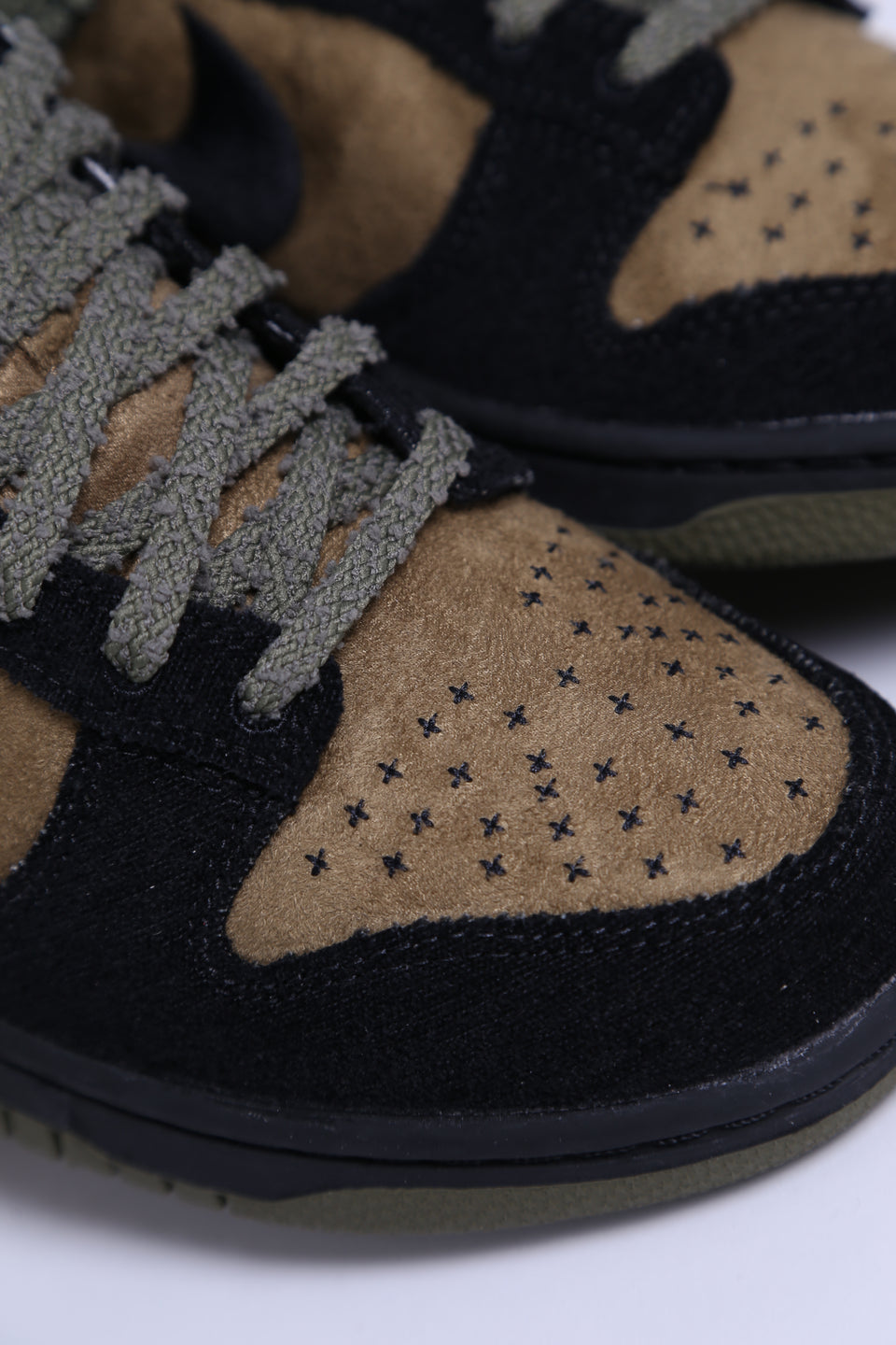 Nike Dunk Low Retro SE - Camo Olive