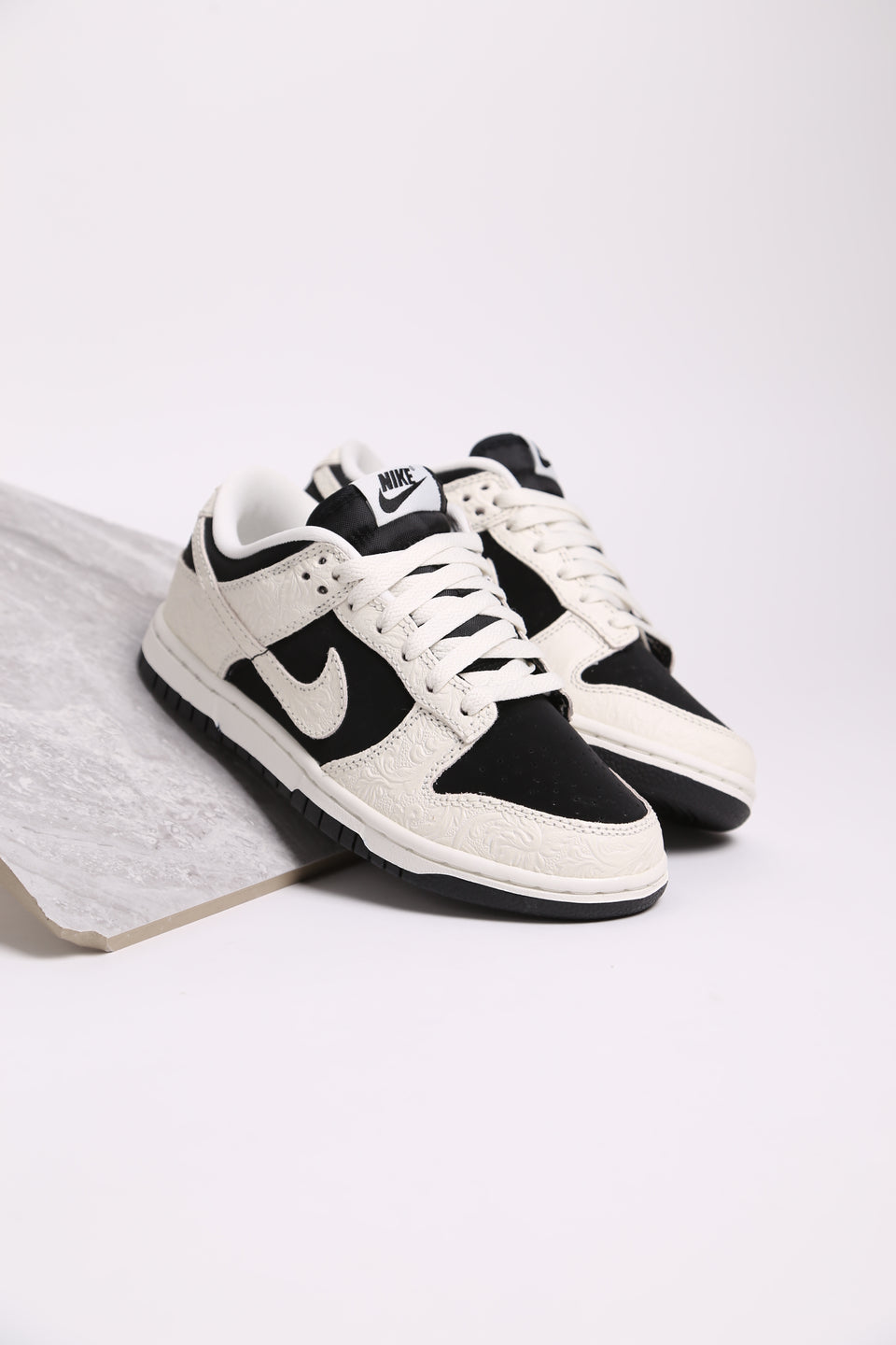 Nike Dunk Low WMNS - Embossed Baroque