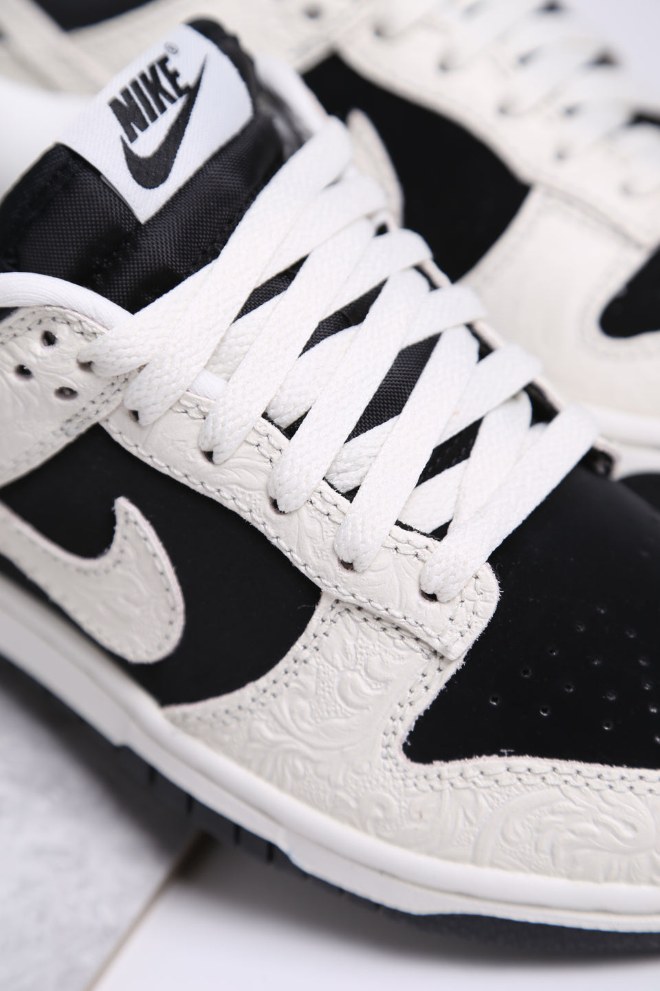 Nike Dunk Low WMNS - Embossed Baroque