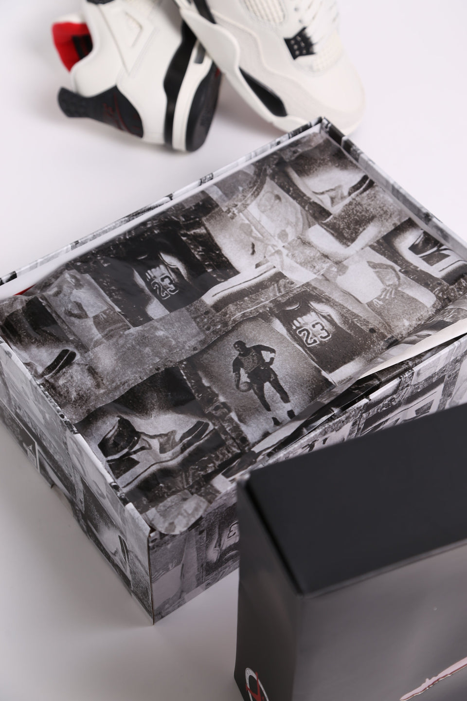 Air Jordan 4 Retro OG FC - Flight Club