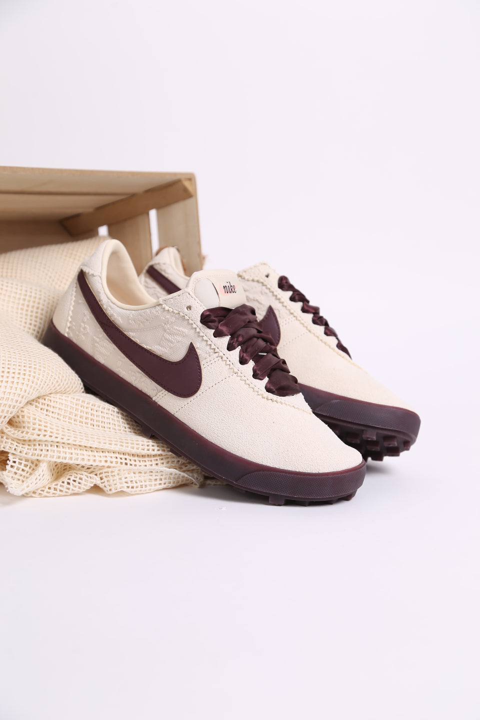 Nike Astrograbber Wmns - Pale Ivory Arctic Pink