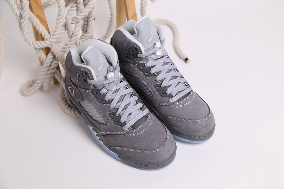 Air Jordan 5 Retro "Wolf Grey"