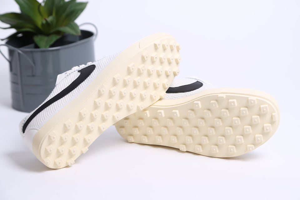 Nike Astrograbber Textile Wmns - Sail Black