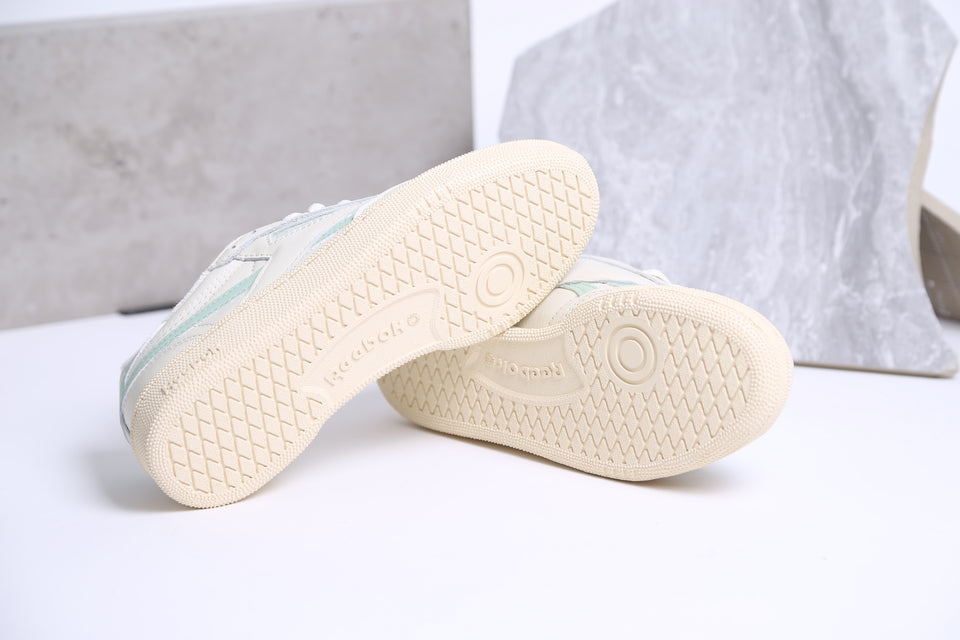 Reebok Club C Revenge Femme - Vintage Chalk