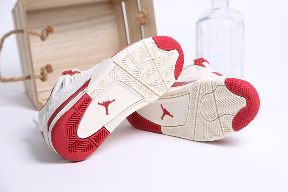 Air Jordan 4 Retro Wmns - Valentine 🚨 Disponible le 7 Fevrier 🚨